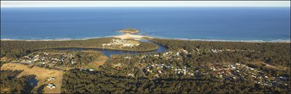 Lake Tabourie - NSW (PBH4 00 9693)